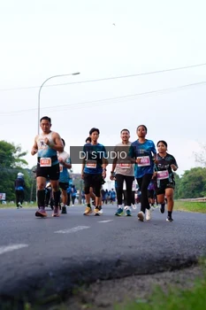 Runner Photo 4860803