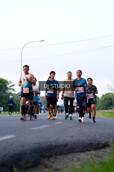 Runner Photo 4860808