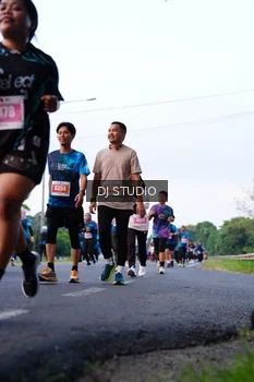 Runner Photo 4860843