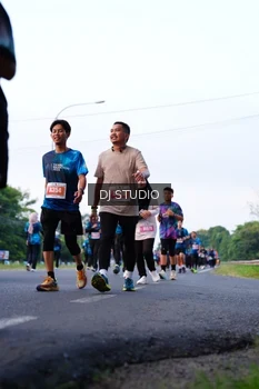 Runner Photo 4860858