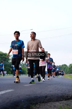 Runner Photo 4860866