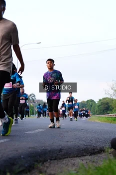 Runner Photo 4860881