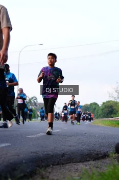 Runner Photo 4860897