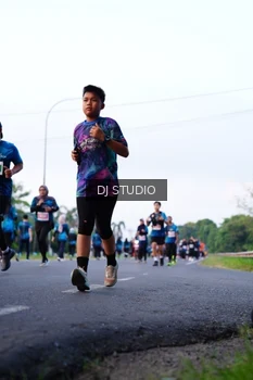Runner Photo 4860917