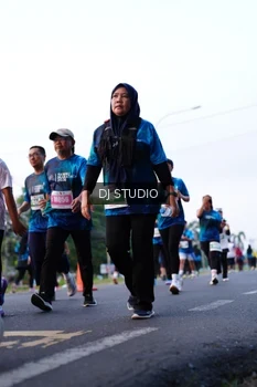 Runner Photo 4860996