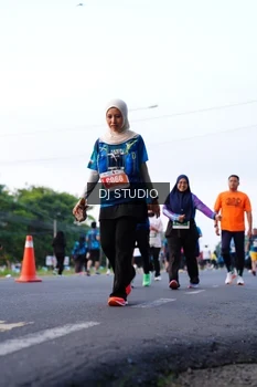 Runner Photo 4861074