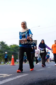 Runner Photo 4861096