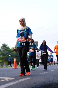 Runner Photo 4861102