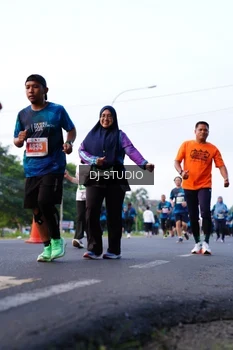 Runner Photo 4861114