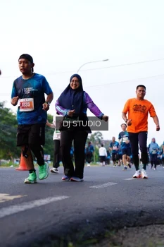 Runner Photo 4861119