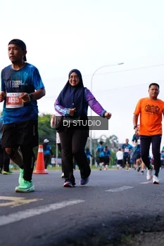 Runner Photo 4861136