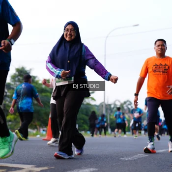 Runner Photo 4861157