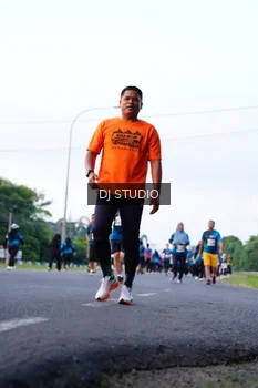 Runner Photo 4861159