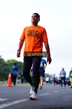 Runner Photo 4861213