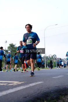 Runner Photo 4861237