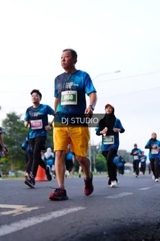 Runner Photo 4861325