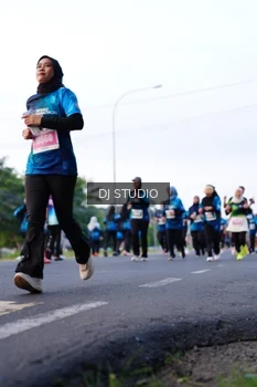 Runner Photo 4861376