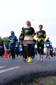 Runner Photo 4861402