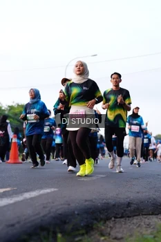 Runner Photo 4861406