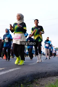 Runner Photo 4861414
