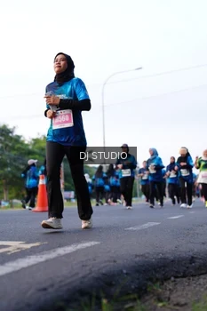 Runner Photo 4861476