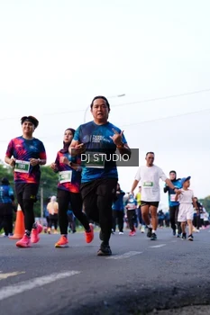 Runner Photo 4861514