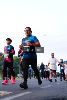 Runner Photo 4861536