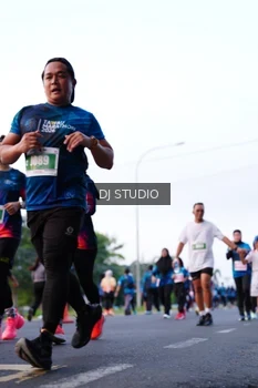 Runner Photo 4861548