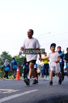 Runner Photo 4861575