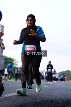 Runner Photo 4861635
