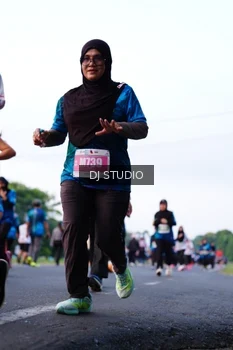 Runner Photo 4861636