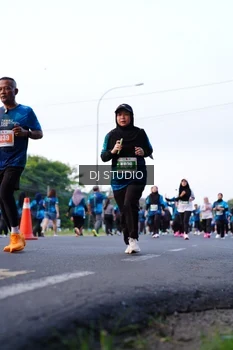 Runner Photo 4861648