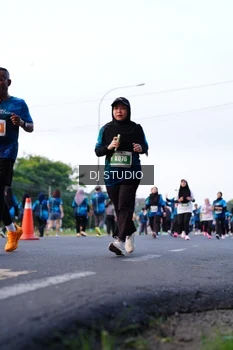 Runner Photo 4861649