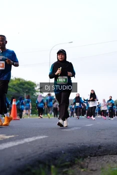 Runner Photo 4861650