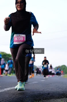 Runner Photo 4861656