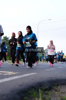 Runner Photo 4861750