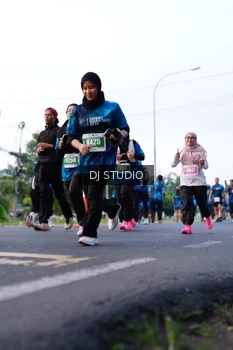 Runner Photo 4861764