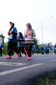 Runner Photo 4861818