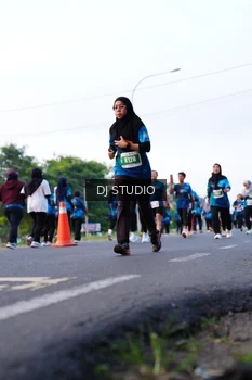 Runner Photo 4861843
