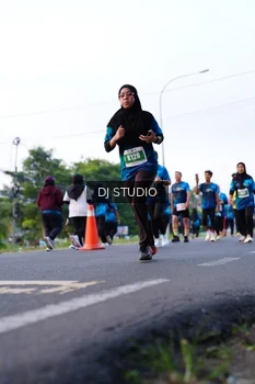 Runner Photo 4861859