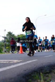 Runner Photo 4861863