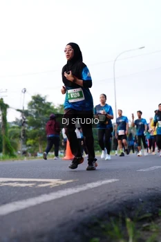 Runner Photo 4861877