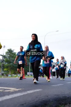 Runner Photo 4861885