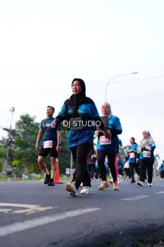 Runner Photo 4861896