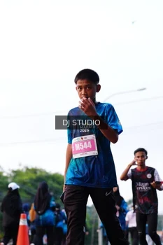 Runner Photo 4862098