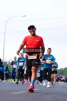 Runner Photo 4862165