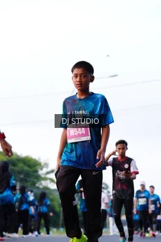 Runner Photo 4862213