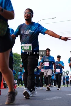 Runner Photo 4862286