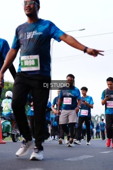 Runner Photo 4862300