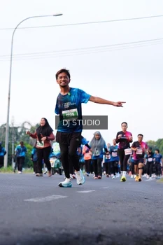 Runner Photo 4862415
